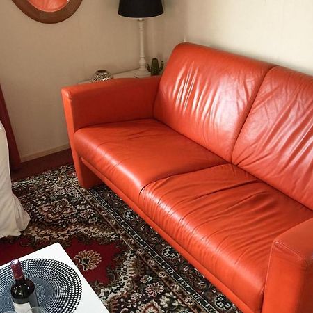 2 Bedroom Awesome Home In Tzummarum エクステリア 写真