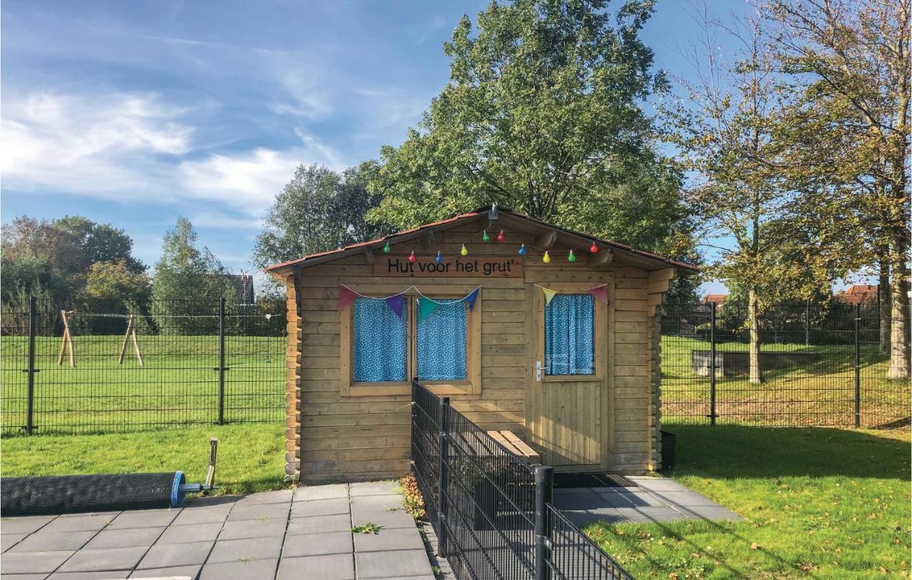 2 Bedroom Awesome Home In Tzummarum エクステリア 写真